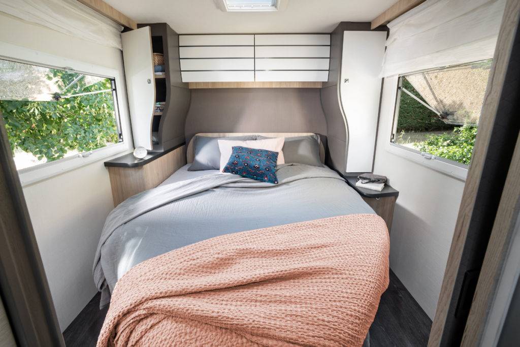 série printemps 2021 chambre camping car 328